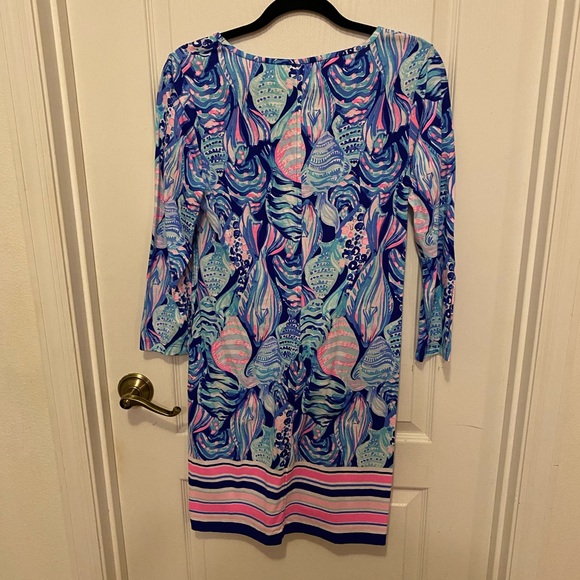 ๐๐๐EUC Lilly Pulitzer Beacon Twilight Blue Scale Up M ๐๐๐ - Picture 4 of 13